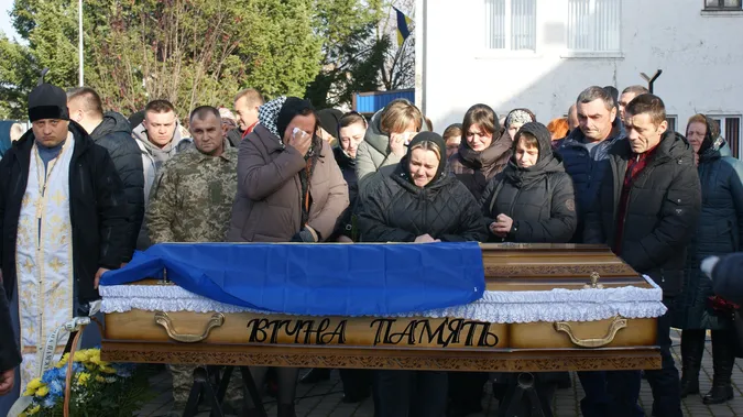 У Луцькому районі попрощалися із воїном В'ячеславом Бовконюком (фото)