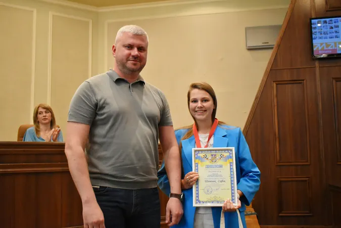Гордість Волині: в Луцьку нагородили юних інтелектуалів та їхніх наставників