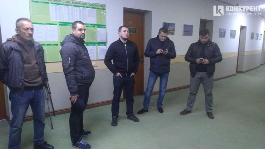 Ні капітуляції: активісти у Волиньраді вимагають скликати позачергову сесію (оновлено)