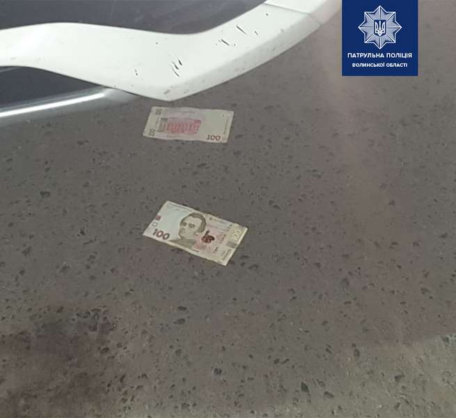 У Ковелі п'яний водій давав патрульним тисячу гривень (фото)