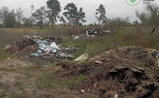 На Волині виявили ще одне незаконне сміттєзвалище