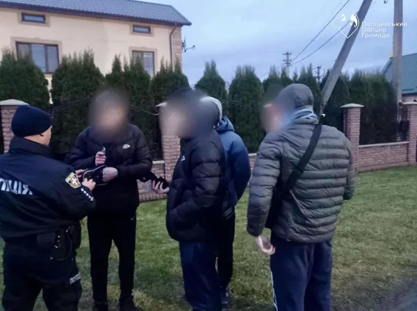 В селі під Луцьком зловили «закладчиків» (фото)