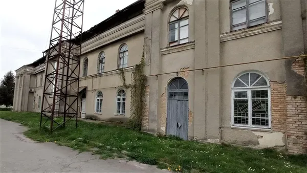 Будівлю колишнього райкому в Іваничах продали за понад 5 мільйонів: хто новий власник
