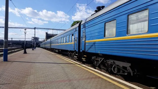 До Дня Конституції на Волинь пустять додатковий поїзд