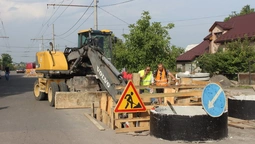 У двох мікрорайонах Луцька будують  каналізаційні мережі (фото)