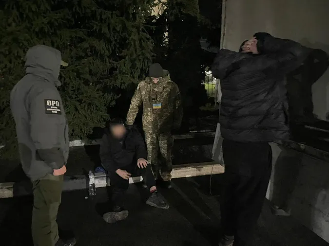 Волинянин заникав ухилянта у фурі і хотів його вивезти (фото)