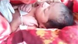 В Індії родичі намагалися вбити немовля, бо народилася дівчинка (фото)