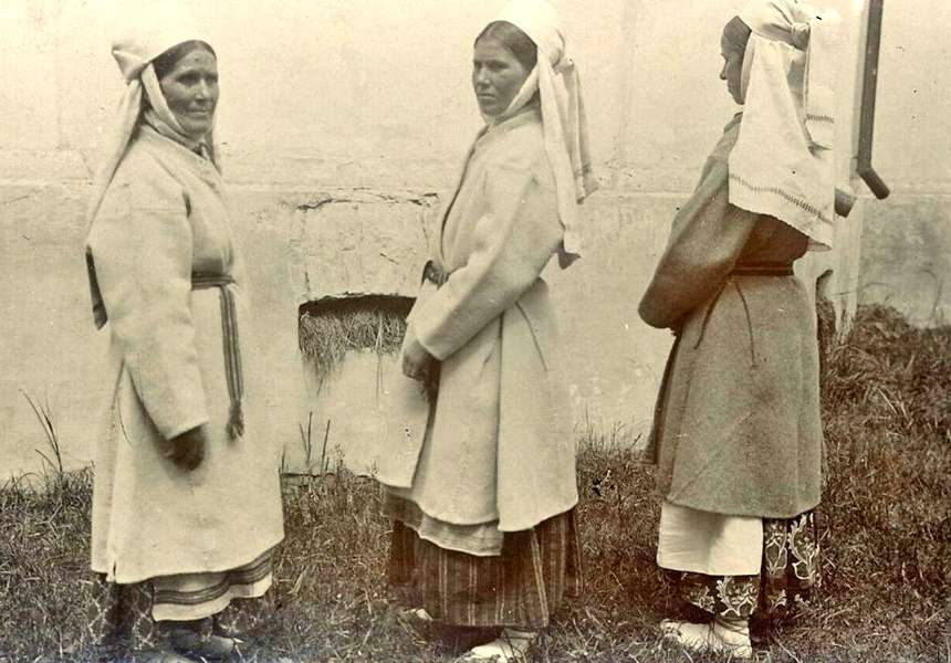 Жінки із села Березна Воля (зараз Волинська область), 1912 р.
