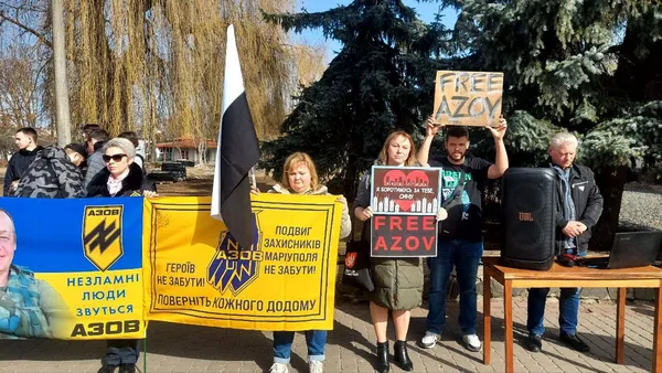 У Ковелі відбулася акція на підтримку полонених та зниклих безвісти захисників (фото)