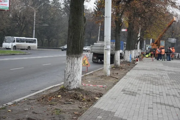 Показали відремонтовані двори і вулиці Луцька (фото)
