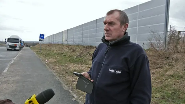 Заблокований «Устилуг»: що кажуть водії та прикордонники (відео)