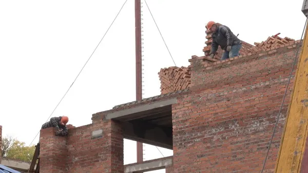 Чому затримується будівництво 13 школи у Луцьку (відео)
