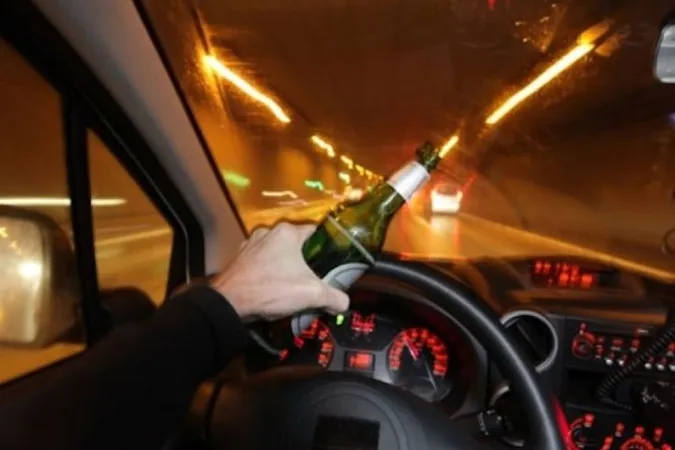 В дрова п'янючий чоловік ганяв Ковелем на «мерсі»