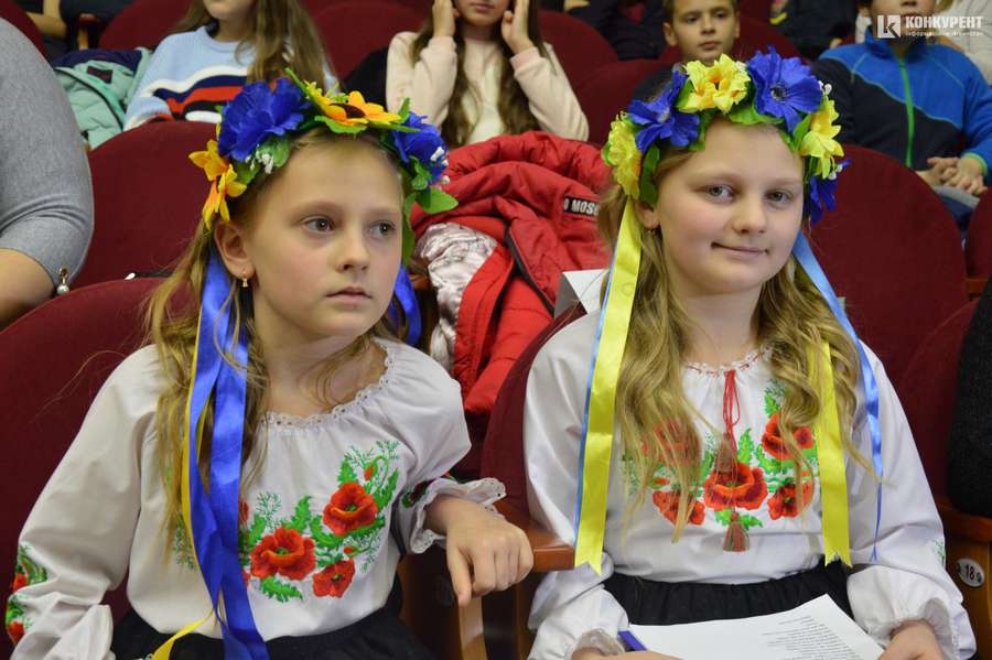 У Луцьку відбувся конкурс близнюків та двійнят (фото)