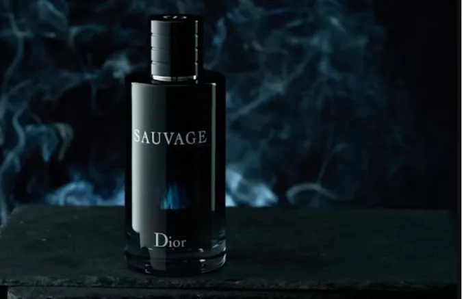Чим відрізняється Dior Sauvage Elixir від класичної версії аромату