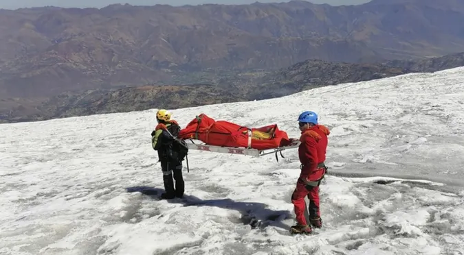 На найвищій горі Перу знайшли тіло зниклого 22 роки тому альпініста (фото)
