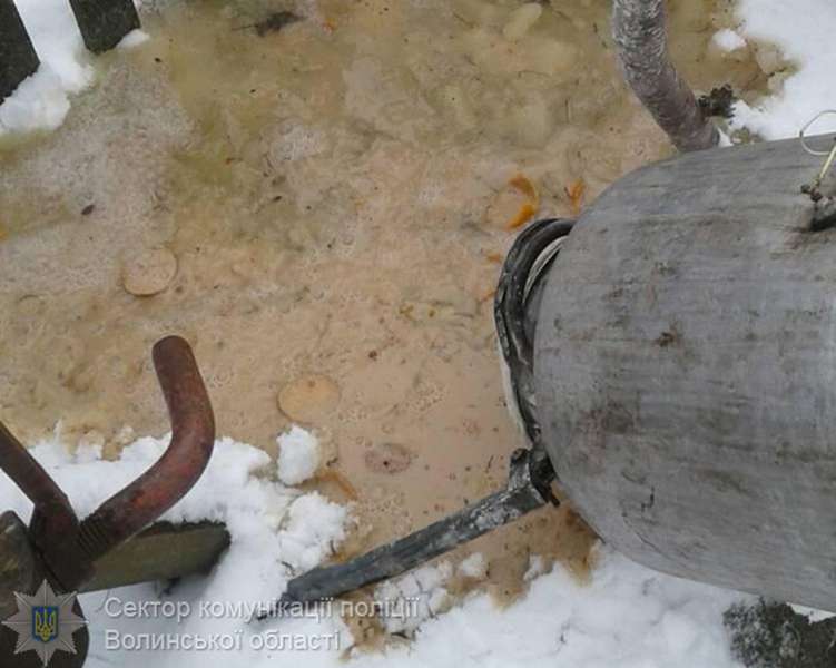 На Волині пенсіонерок покарали за виготовлення самогону (фото) 