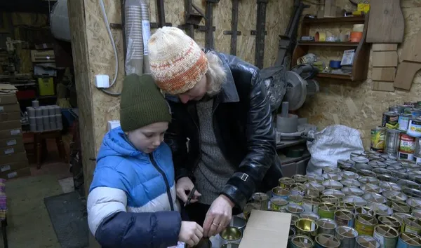Олена Бобрик та її восьмирічний син Максим