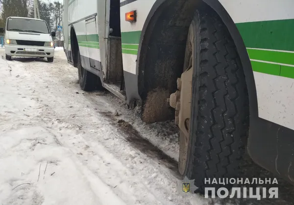 На Волині «ПАЗик» влетів в Audi: є постраждалі (фото)