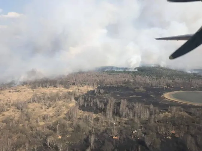 Пожежа у Чорнобильській зоні: що коїться на місці