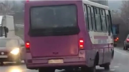 Як на катку: під Луцьком ковзають автобуси з пасажирами  (відео)