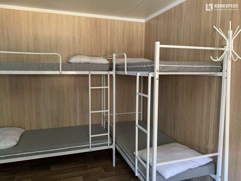 У Луцьку за майже мільйон встановили модульний будинок для безхатьків (фото)