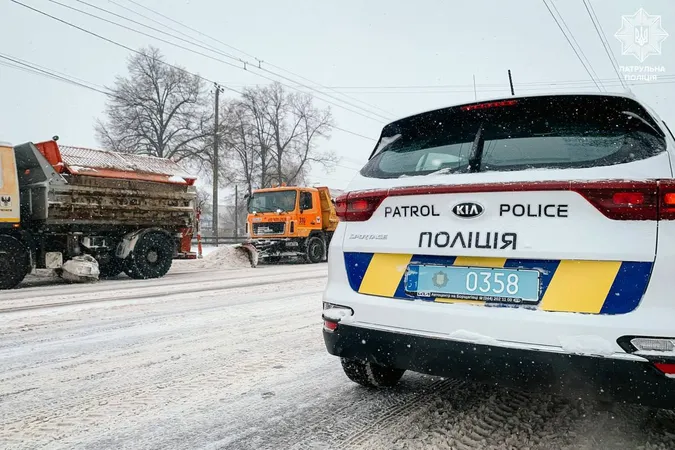 Негода на Волині: на одній з трас області досі діють обмеження руху