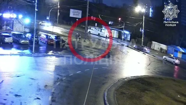 У Києві п’яний водій збив 12-річного хлопчика на пішохідному переході та втік з місця ДТП (відео)