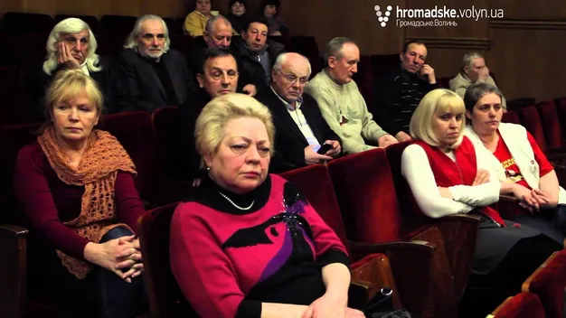 Театральний скандал: колектив Волинського драмтеатру прагне  звільнення Петра Ластівки