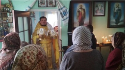 У селах на Волині віряни УПЦ (МП) моляться у хатах (фото)