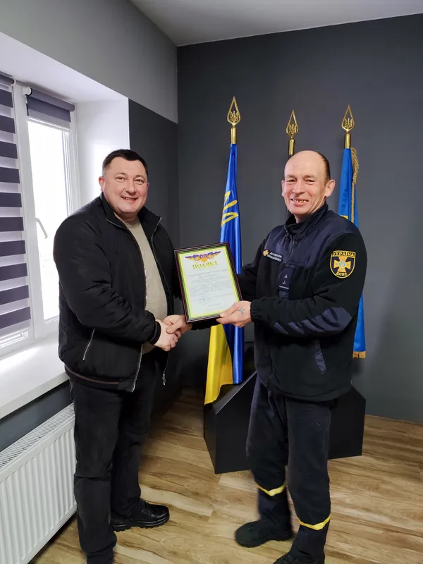 27 років захищав людей: на Волині рятувальники провели ветерана ДСНС на заслужений відпочинок (фото)