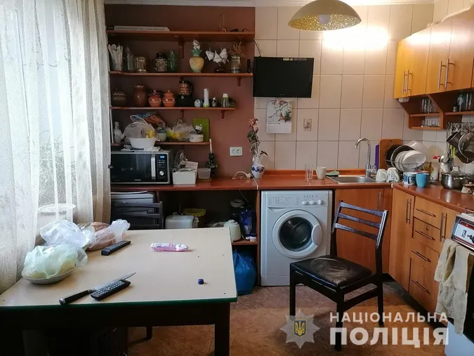На Рівненщині жінка ледь не зарізала сина через депресію
