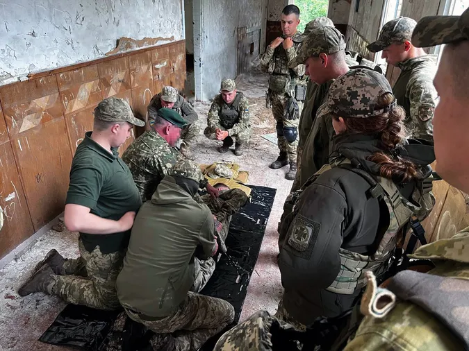 На Волині інструктор зі США тренує прикордонників (фото)