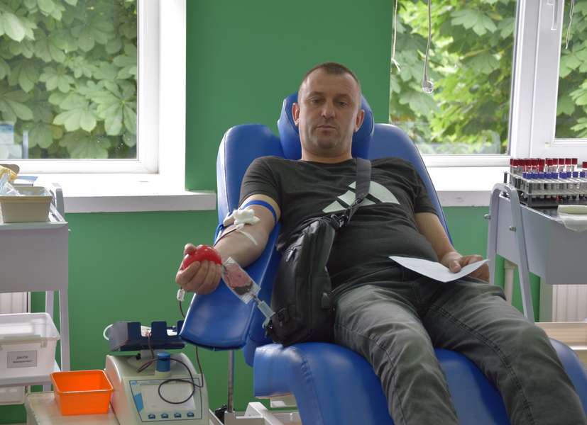 У Луцьку прикордонники долучилися до акції «Кров для ЗСУ» (фото)