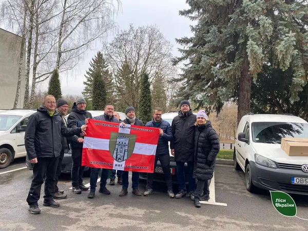 Поліські лісівники передали передріздвяні подарунки для Збройних сил (фото)