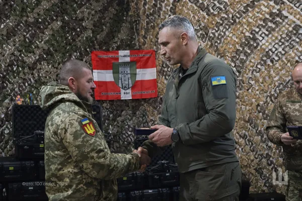 Волинських воїнів на передовій відвідав мер Києва (фото)