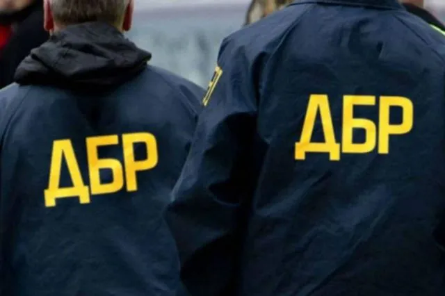 Представились «ДБР»: депутата Луцькради намагалися викрасти невідомі (відео)