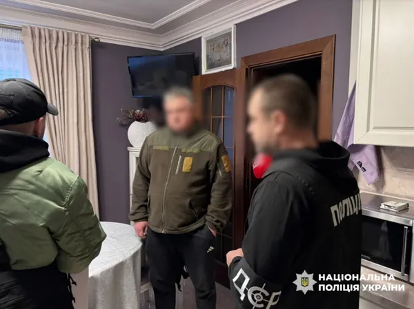 Фіктивні вчителі й «бронювання»: у Луцьку в ліцеї викрили злочинну схему (фото)