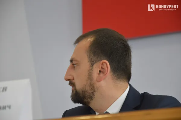 Як соромив та хвалив Савченко голову Луцької РДА Тараса Яковлева (репортаж)