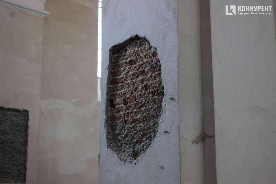 Костел у Олиці реставруватимуть ще 10 років: як  сьогодні виглядає будівля (фото)