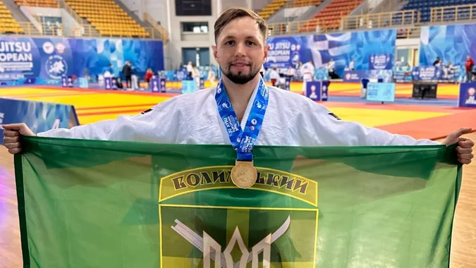 Прикордонник з Волині виборов золоту медаль на чемпіонаті Європи з джиу-джитсу у Греції (фото)