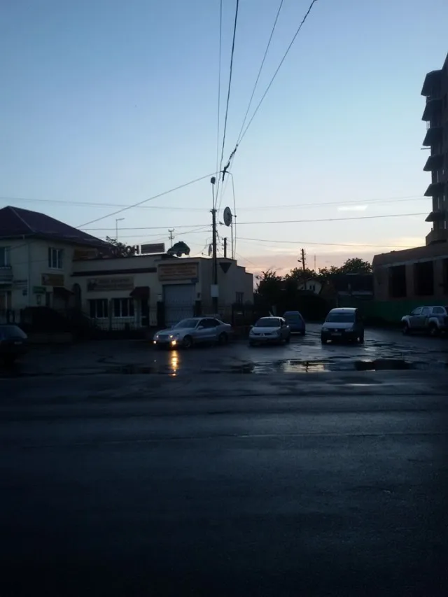Що наробила негода в Луцьку  (фото, відео)