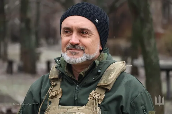 18 років – на «швидкій», 10 – у ФК «Волинь»: медик з Луцька служить у бойовій бригаді (фото)