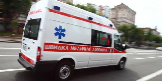 МОЗ: По аналізи до хворих з підозрою на COVID-19 їздитимуть мобільні бригади