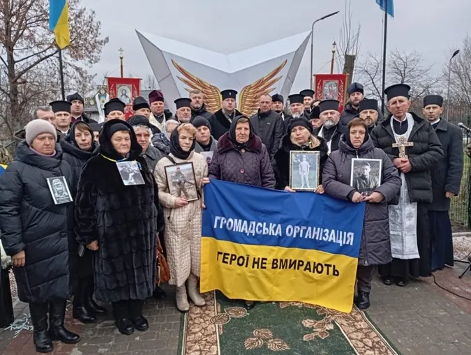 У громаді на Волині відкрили Алею Героїв (фото)