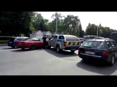 У Луцьку машина патрульних врізалася в Audi (фото, відео)