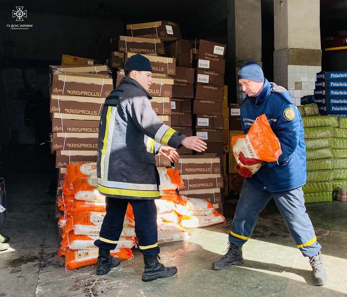 Волинські рятувальники доправили допомогу колегам на Донеччину (фото)