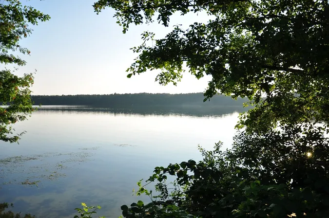 9 озер Волині, на які краще не їхати