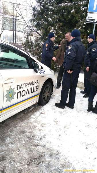 У Луцьку зловили п'янючого водія, який скоїв ДТП і втік (фото, відео)