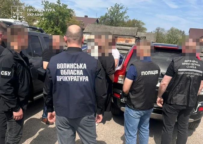 На Волині викрили схему для ухилянтів: за фіктивну інвалідність брали $8 тисяч (фото)